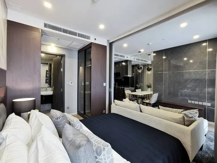 Property photos for Ashton Asoke