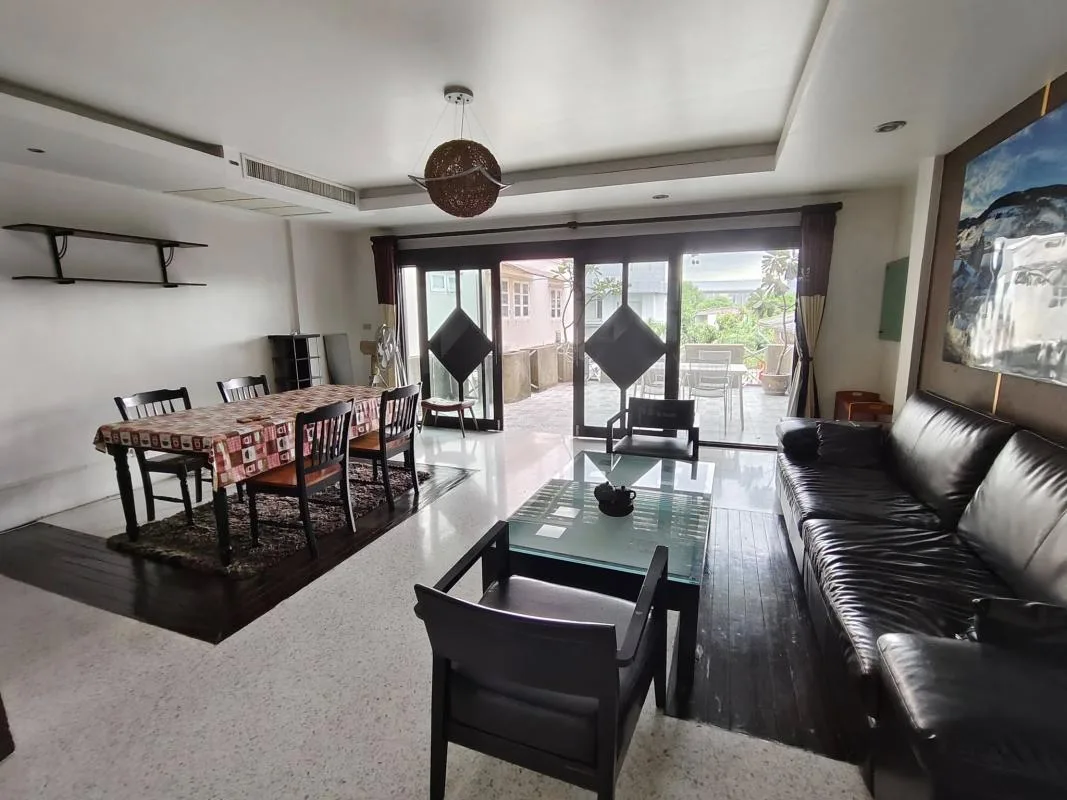 Property photos for Estahome Private Park