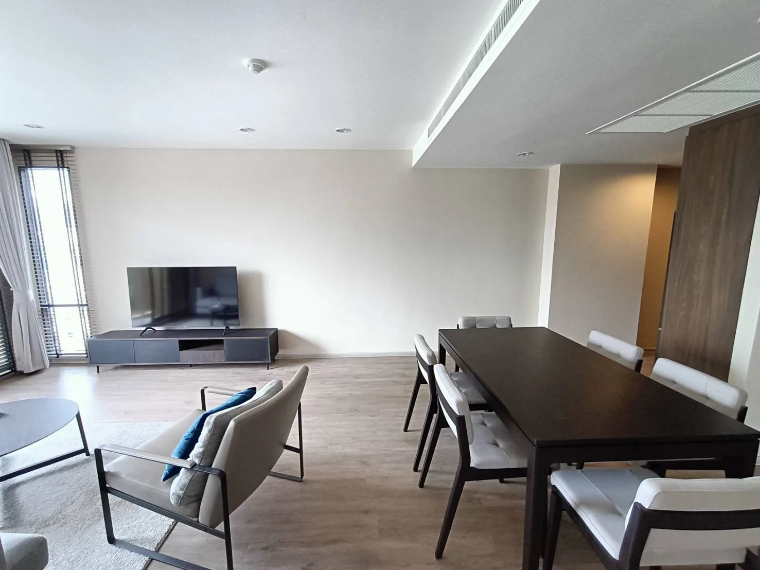 Property photos for Noble Above Wireless-Ruamrudee