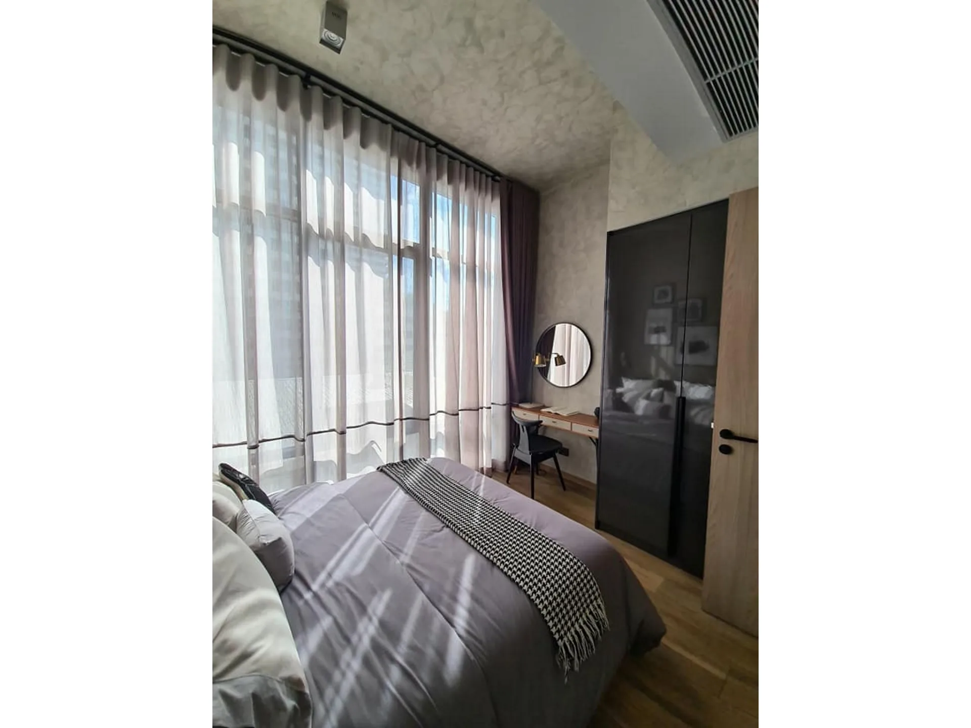 Property photos for The Lofts Asoke