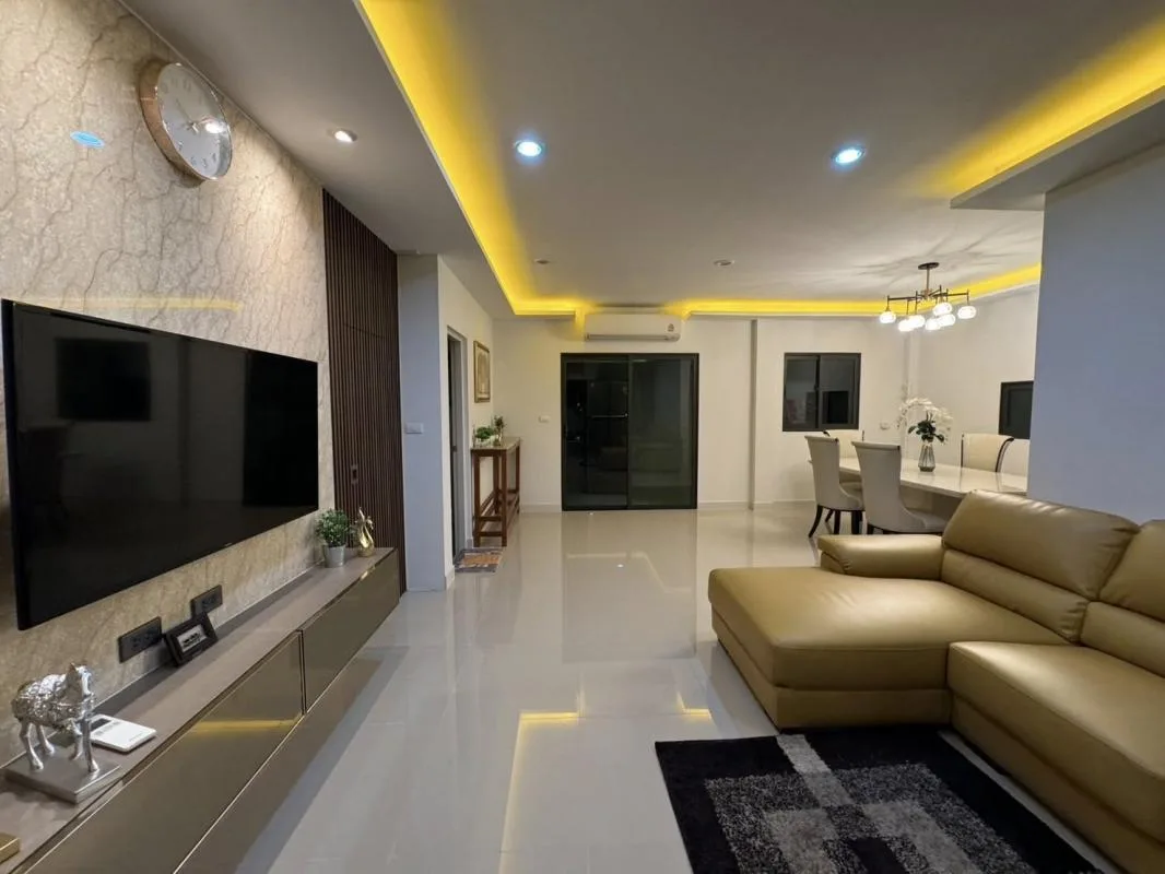Property photos for Pleno Sukhumvit-bangna 2