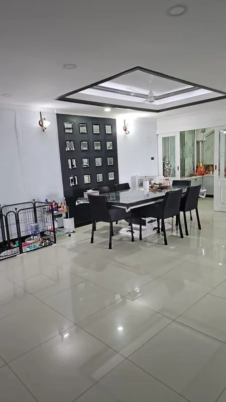 Property photos for Oriental Towers