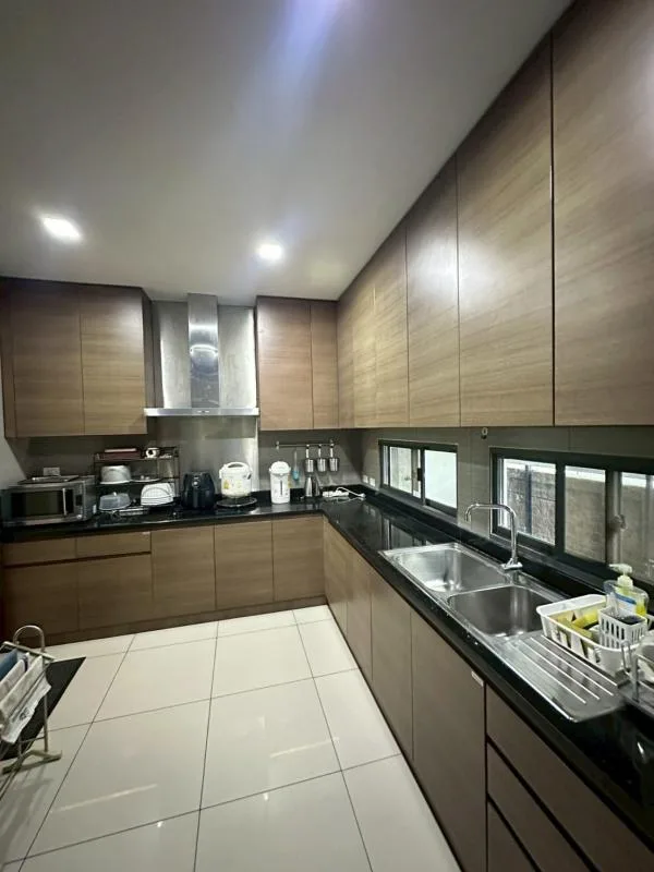 Property photos for The Palm Pattanakarn