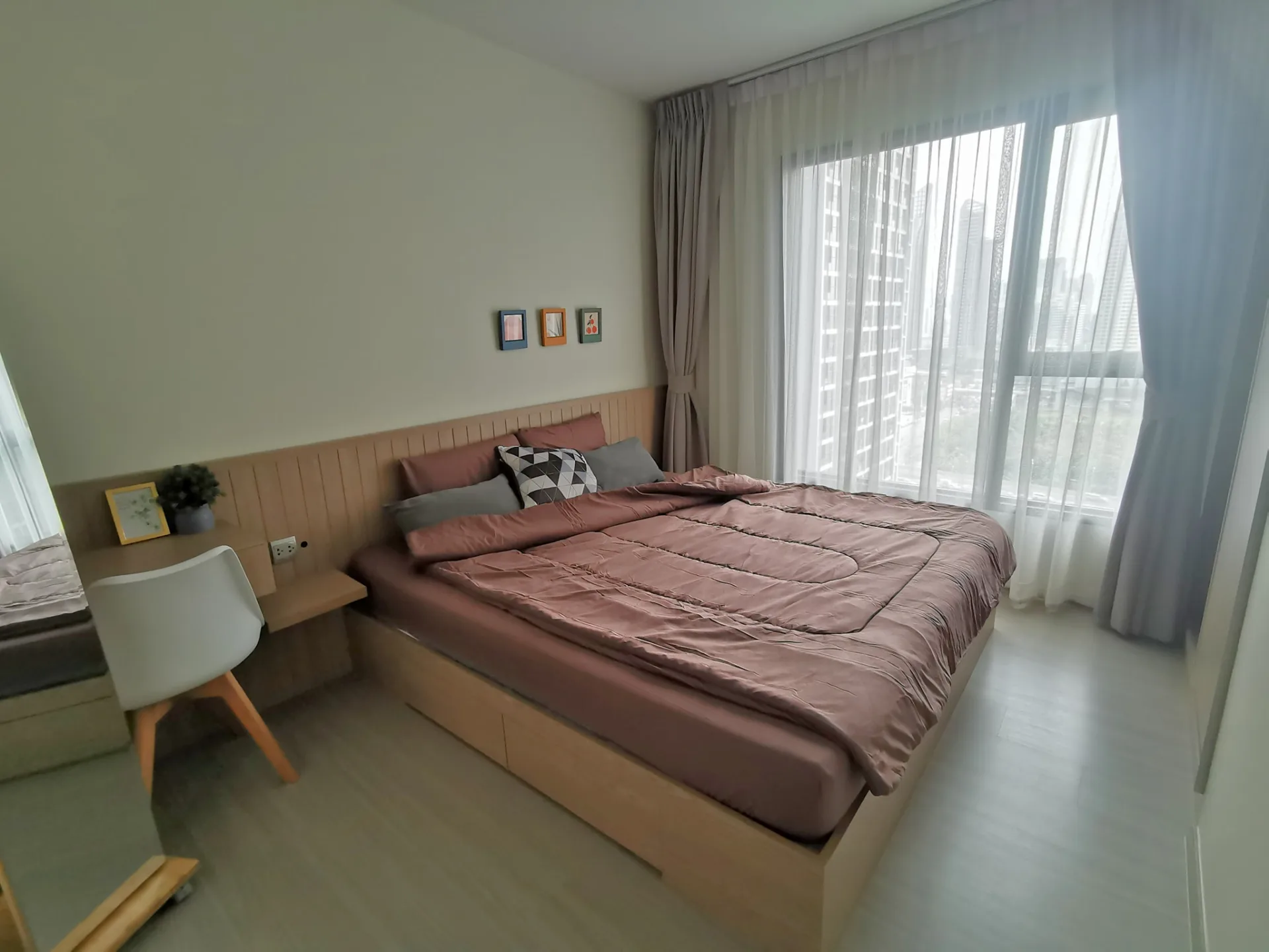 Property photos for LIFE Asoke - Rama 9