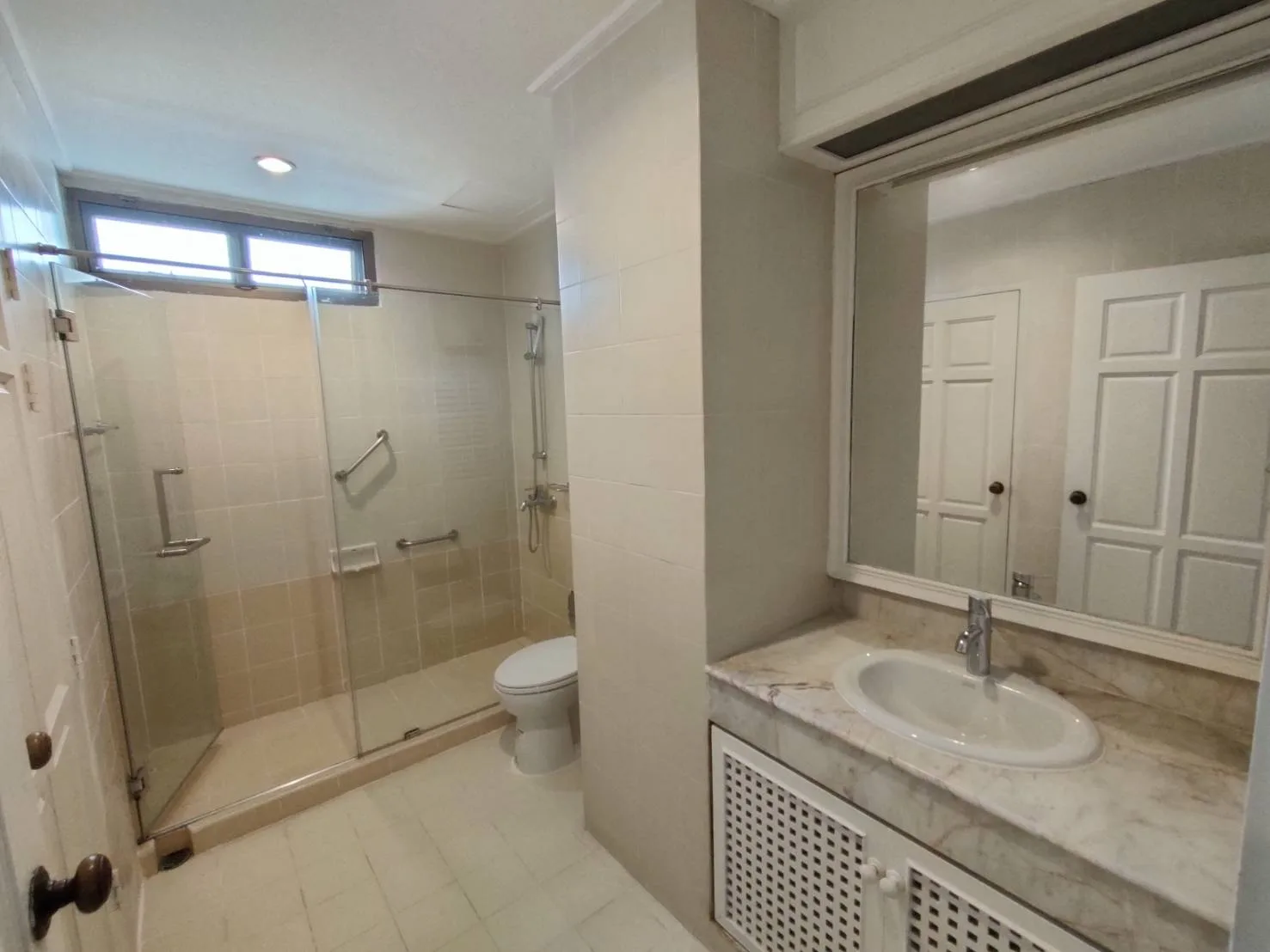Property photos for Govind Tower