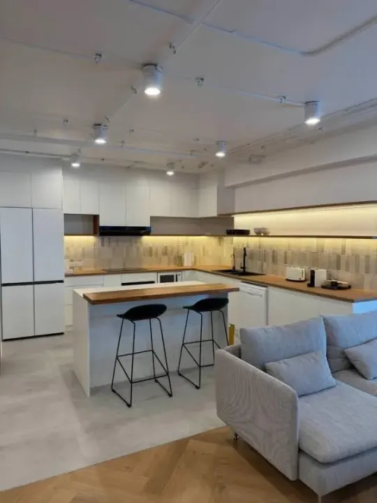 Property photos for Richmond Palace