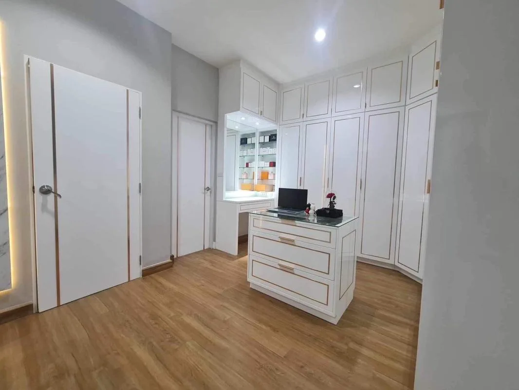 Property photos for Grandio Ramintra-wongwaen