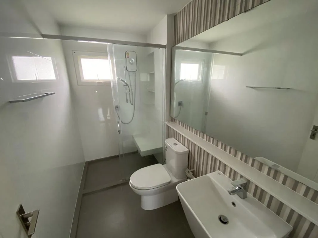 Property photos for Mantana Onnut-Wongwaen 5