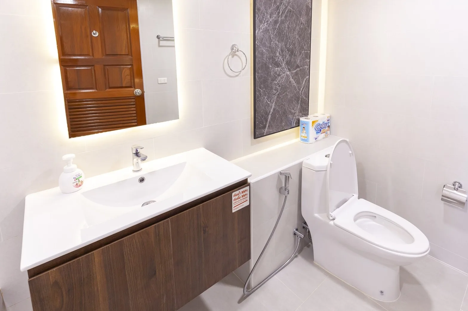 Property photos for 33 Tower