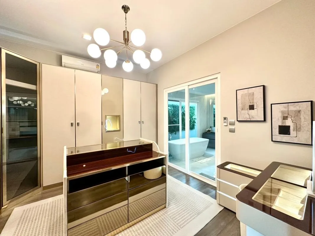 Property photos for Mantana 2 Bangna Km.7