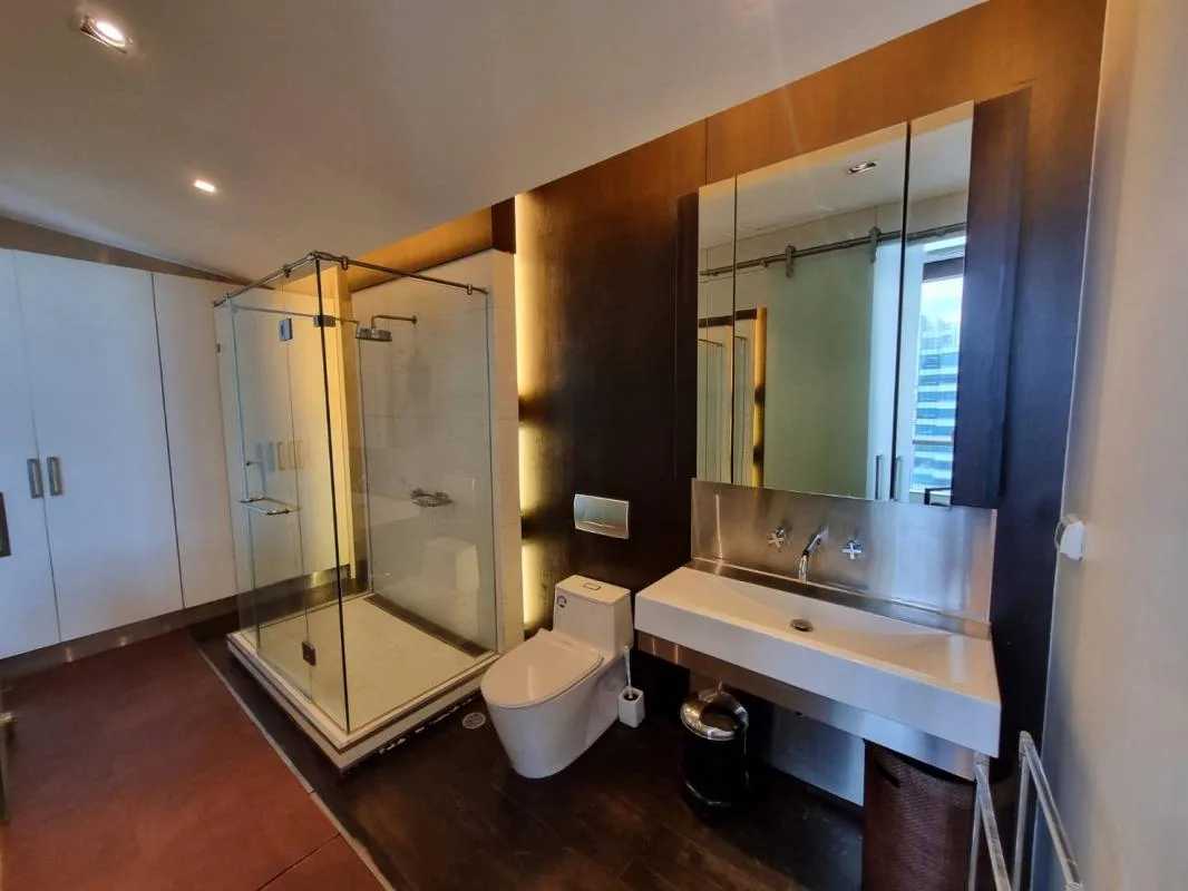 Property photos for Sky Villas Sathorn