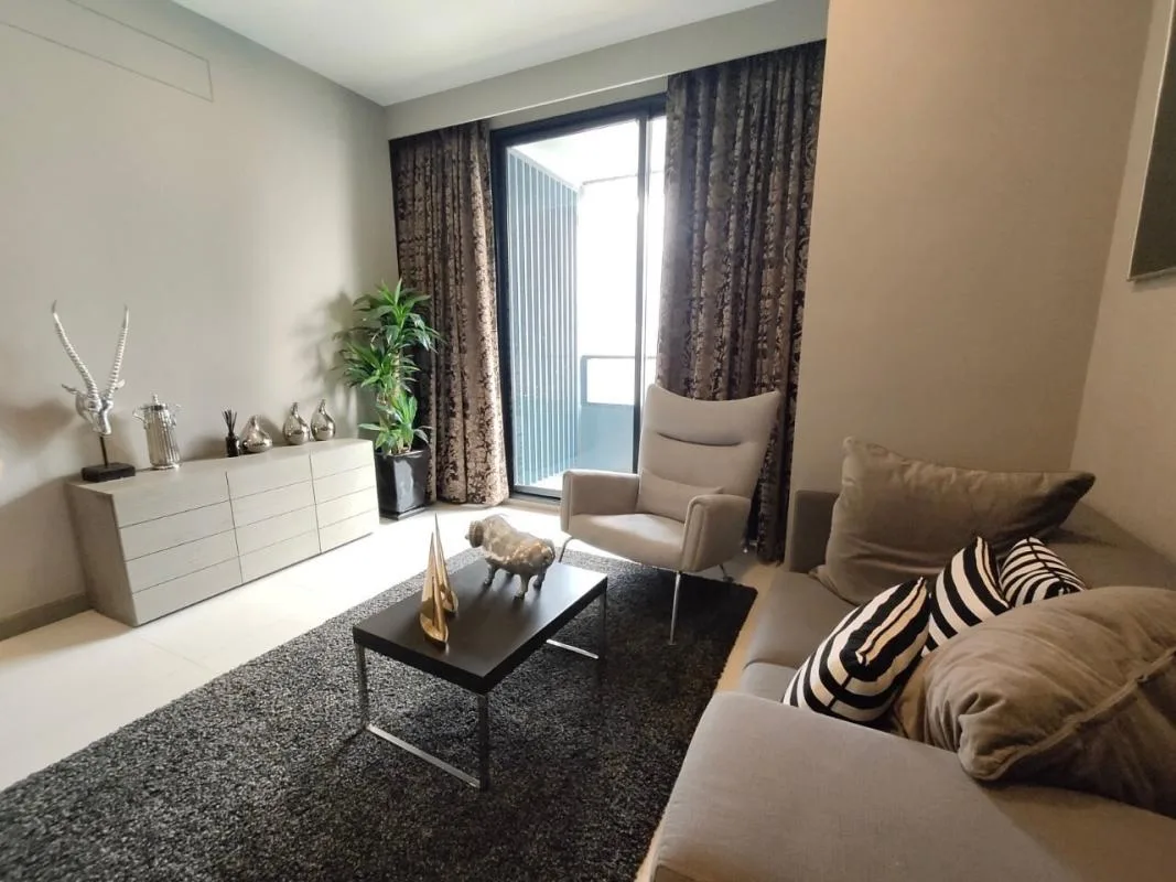 Property photos for M Silom