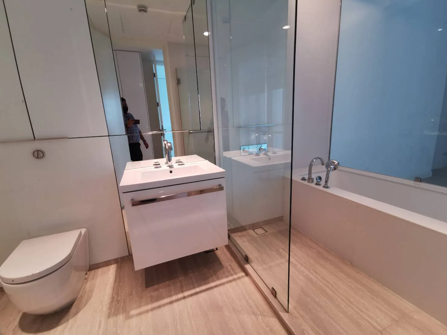 Property photos for 185 Rajadamri