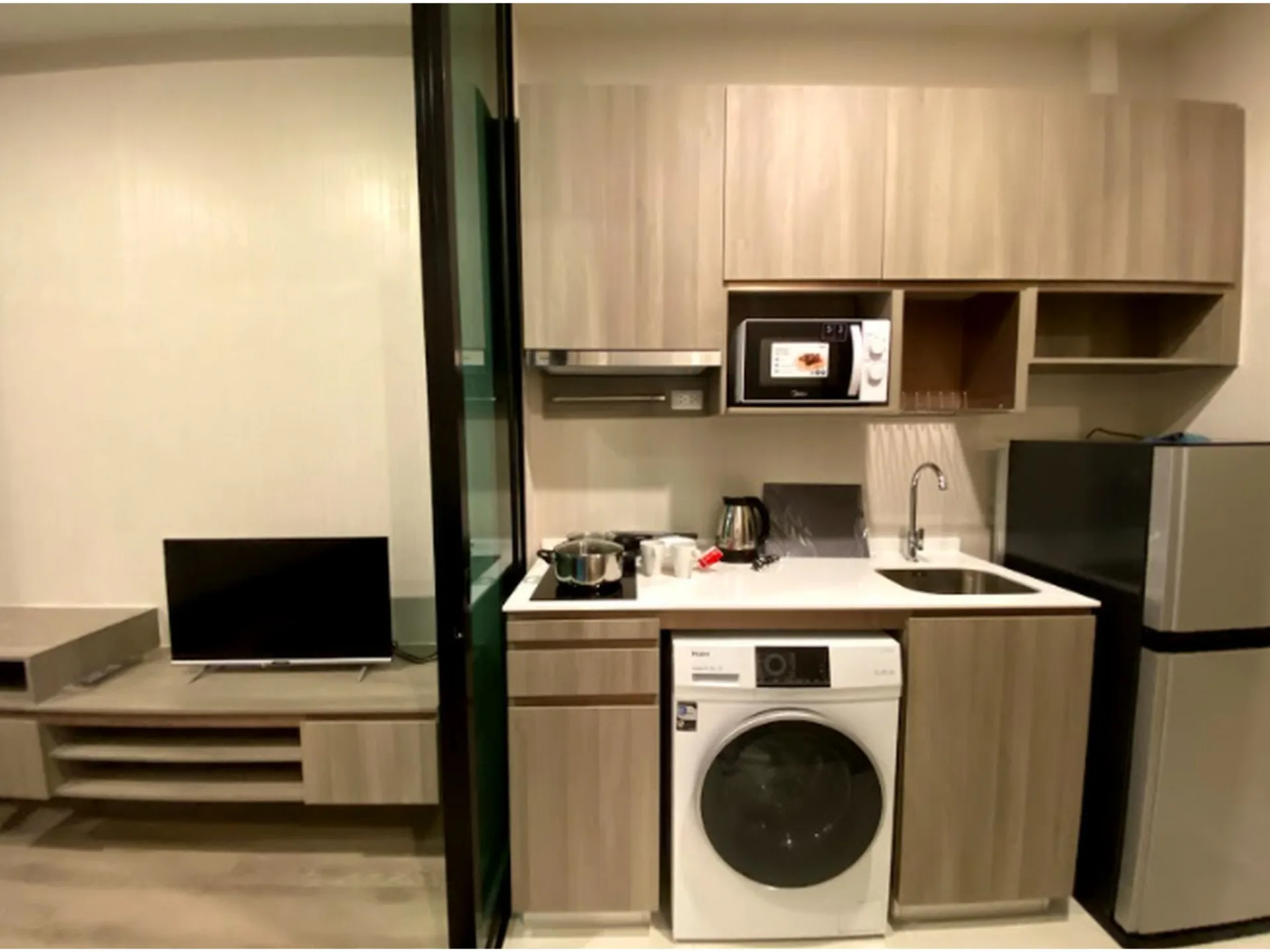 Property photos for KNIGHTSBRIDGE COLLAGE RAMKHAMHAENG