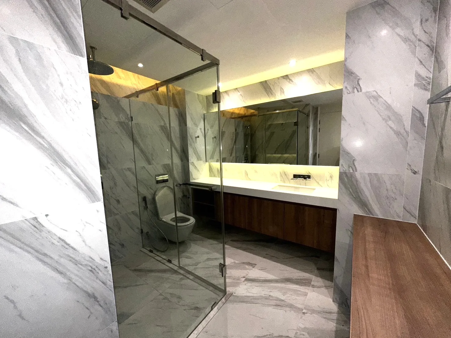 Property photos for MUNIQ Sukhumvit 23
