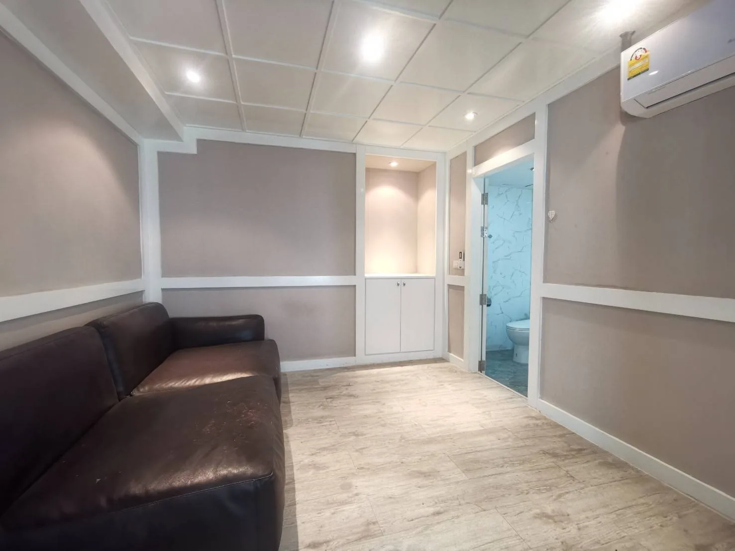 Property photos for Royal Castle