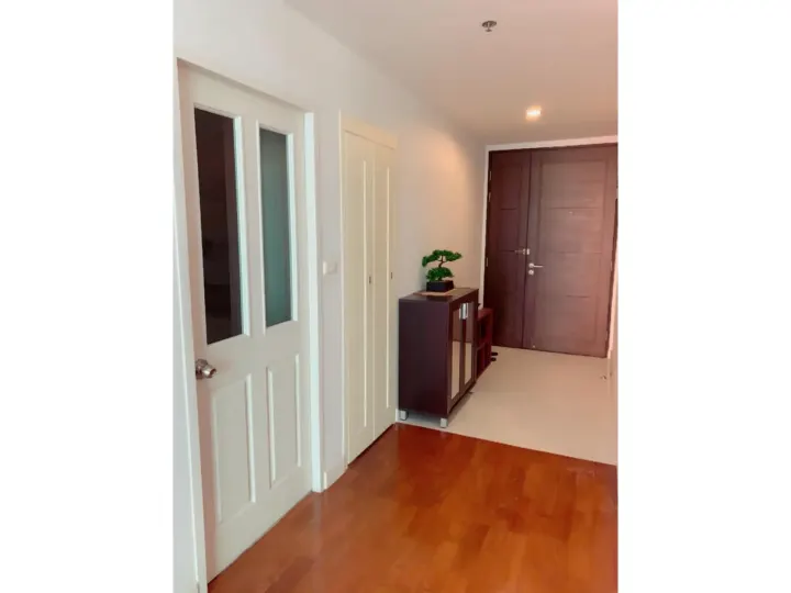 Property photos for Siri Residence