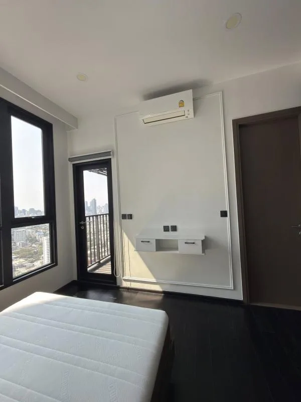 Property photos for Park Origin Thonglor