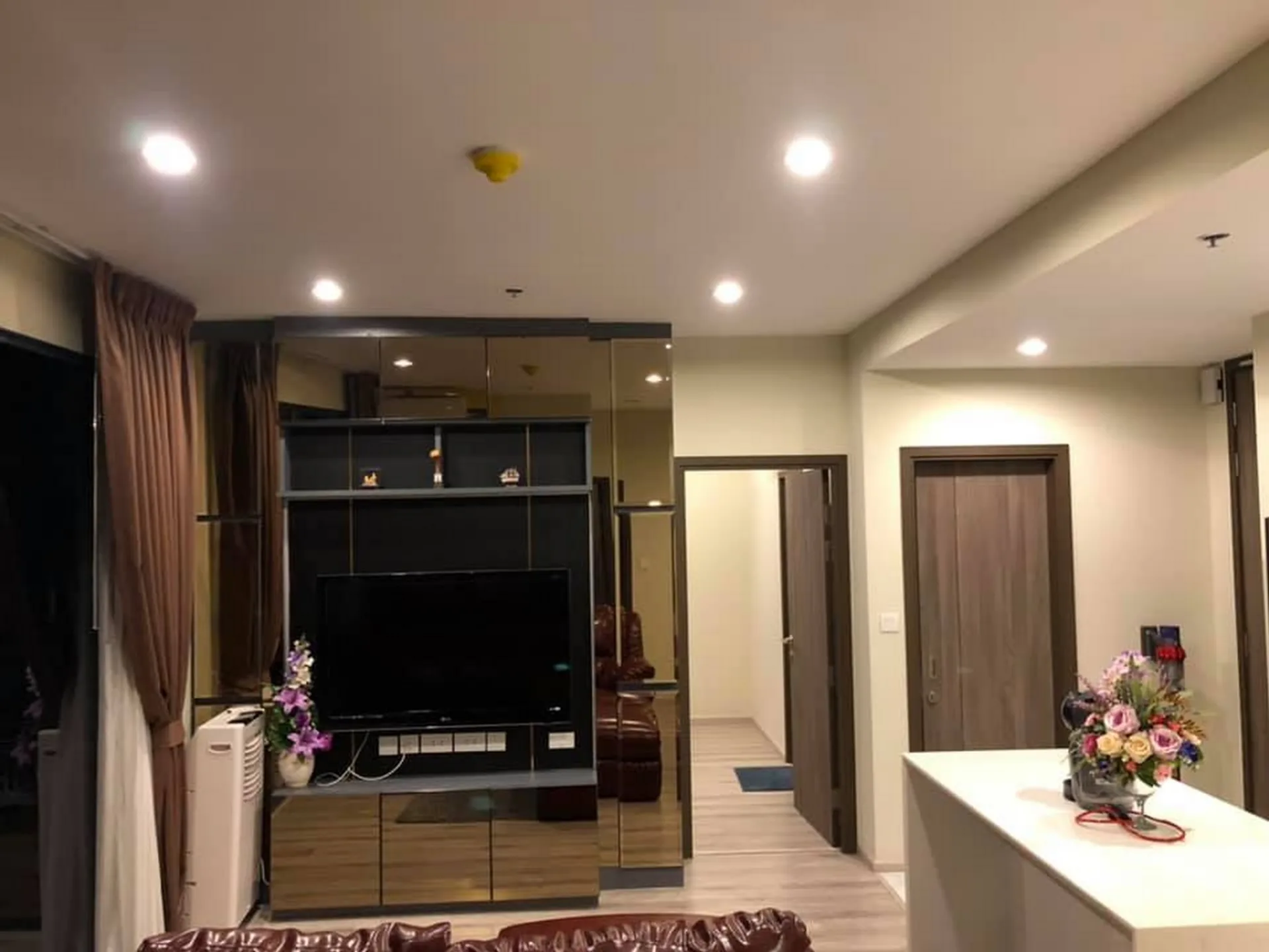 Property photos for IDEO Mobi Sukhumvit 66