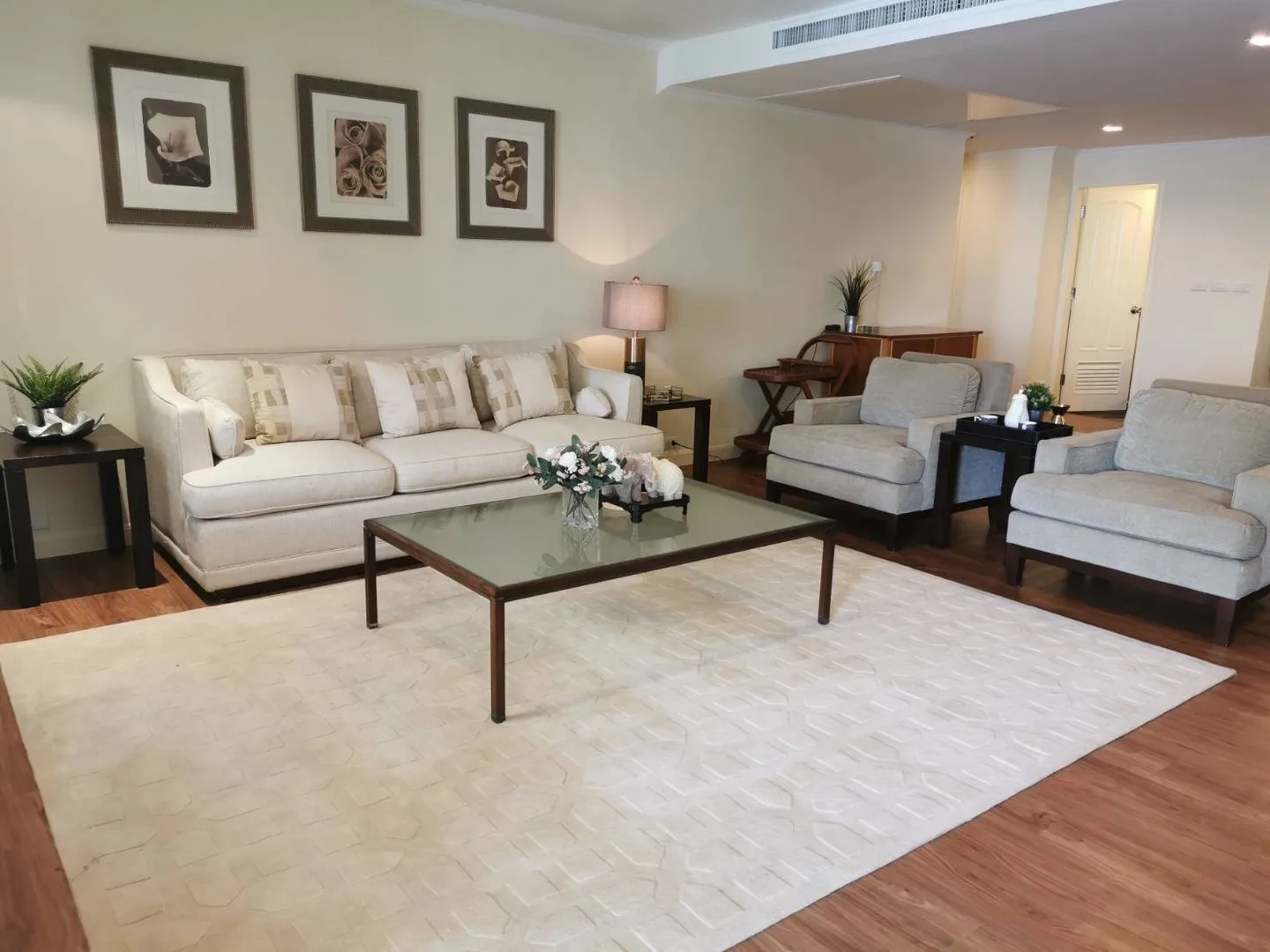 Property photos for Las Colinas