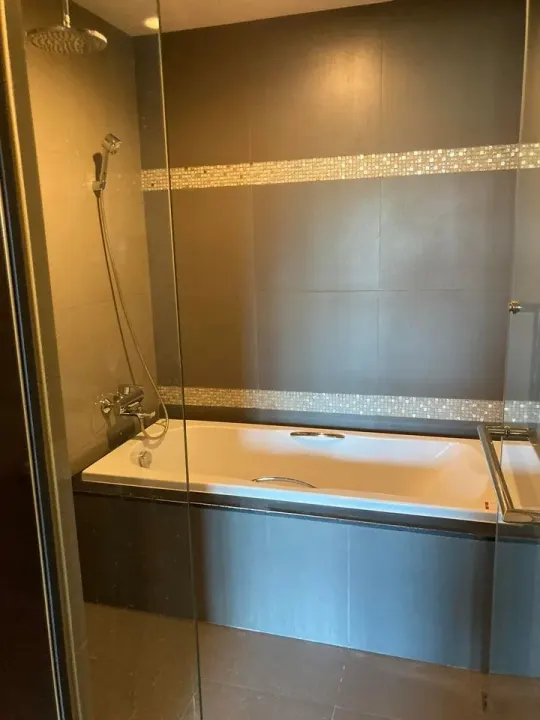 Property photos for The Crest Sukhumvit 34