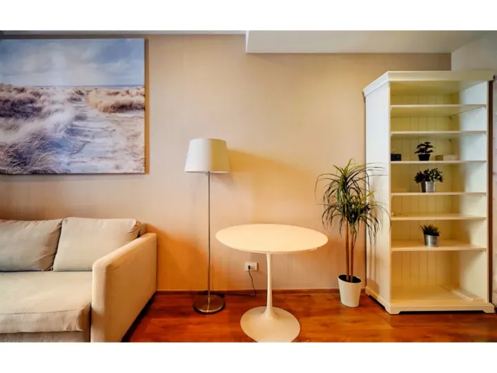 Property photos for Noble BE 33