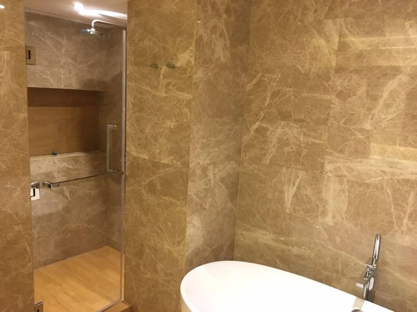 Property photos for Royal Castle