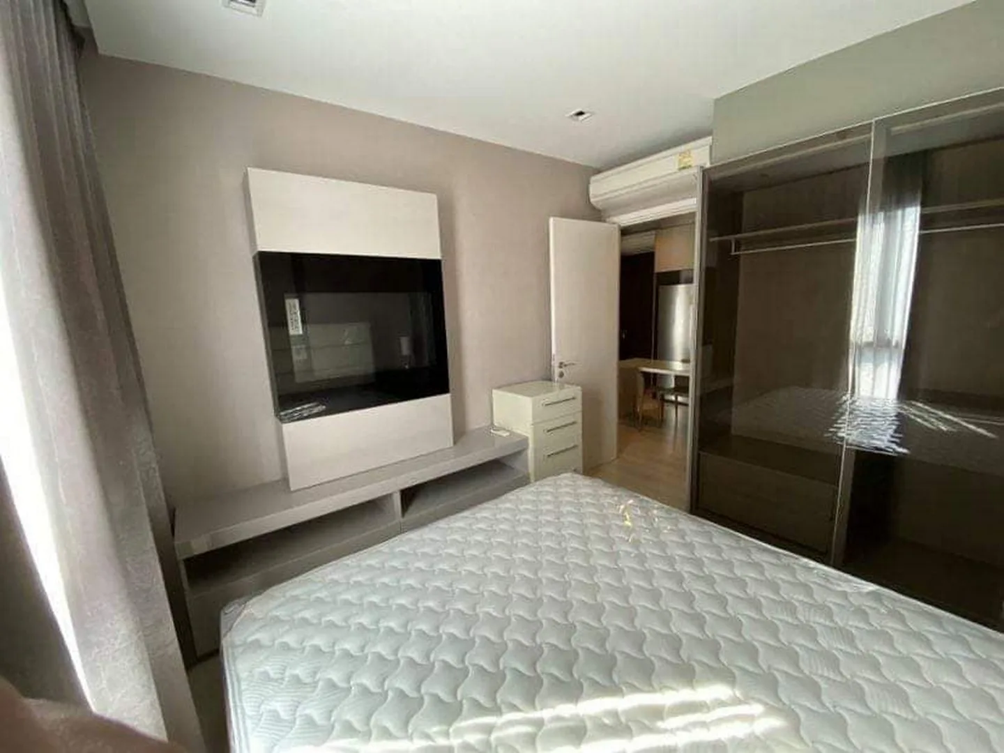 Property photos for The Signature by URBANO