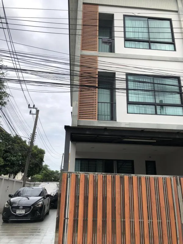 Property photos for Townhouse 31 Punnawithi 33 Alley