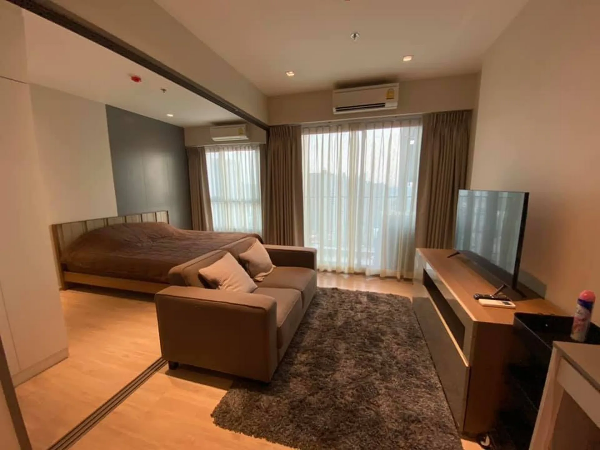 Property photos for Whizdom Station Ratchada - Thapra