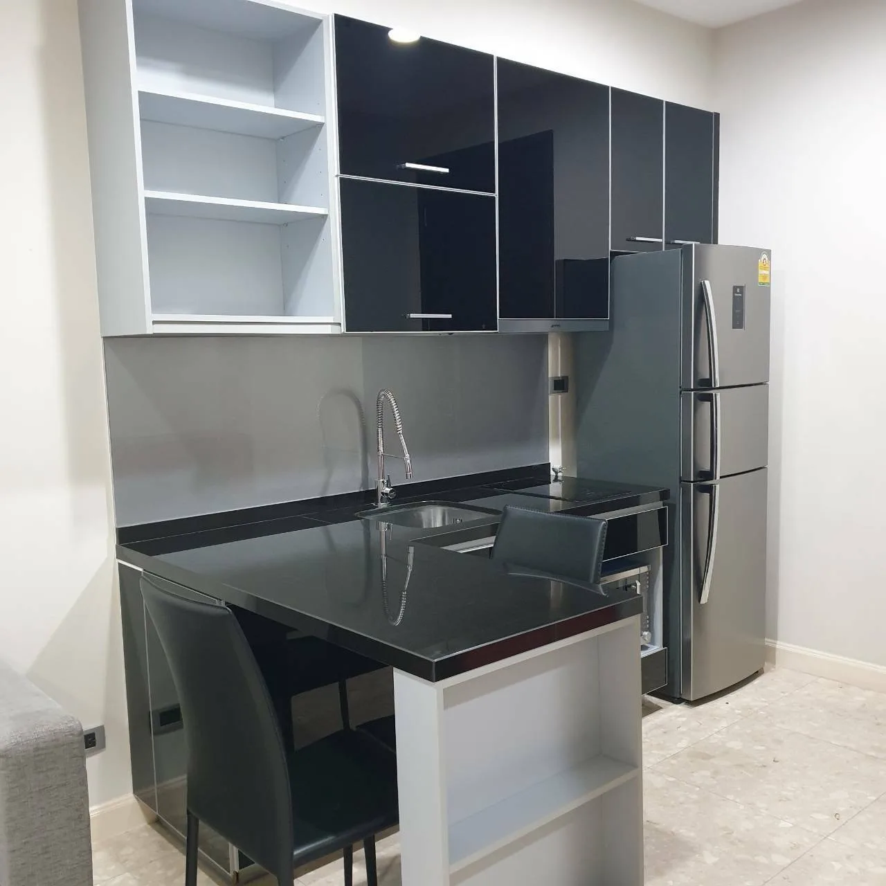 Property photos for The Crest Sukhumvit 34