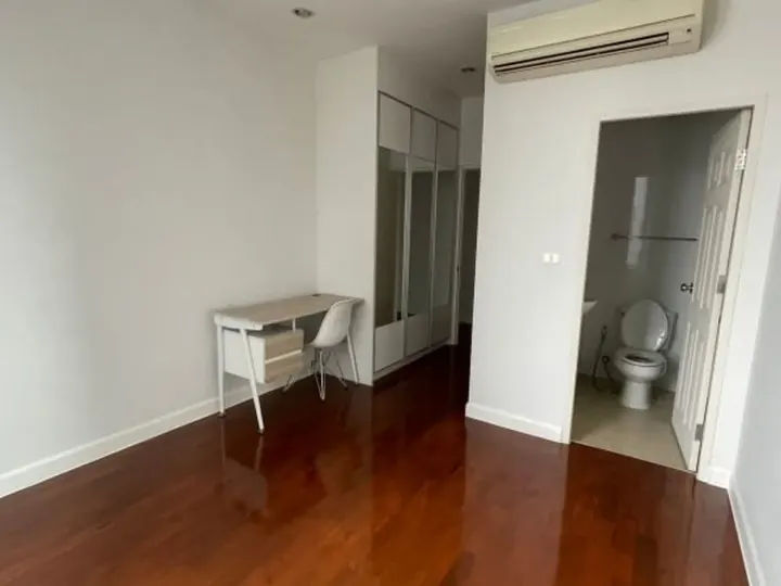 Property photos for Siri Residence