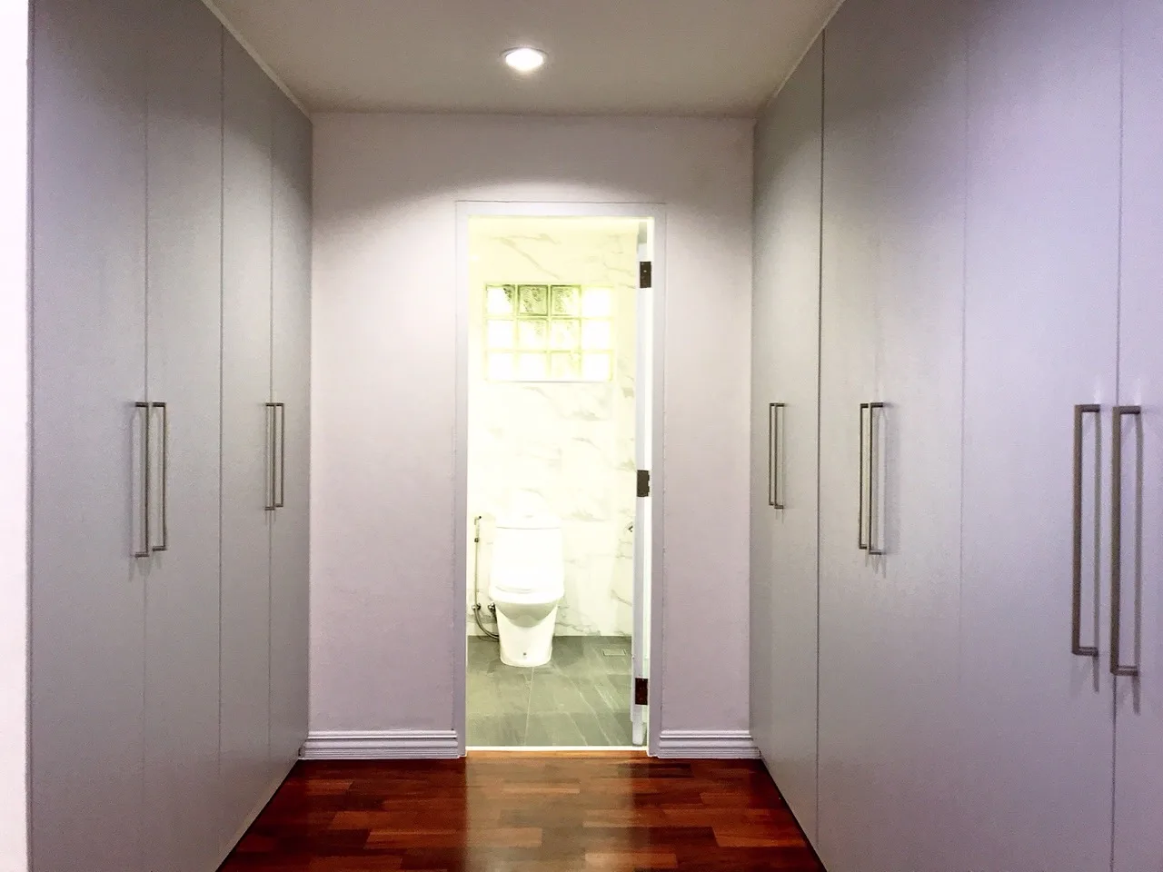 Property photos for Thonglor Garden
