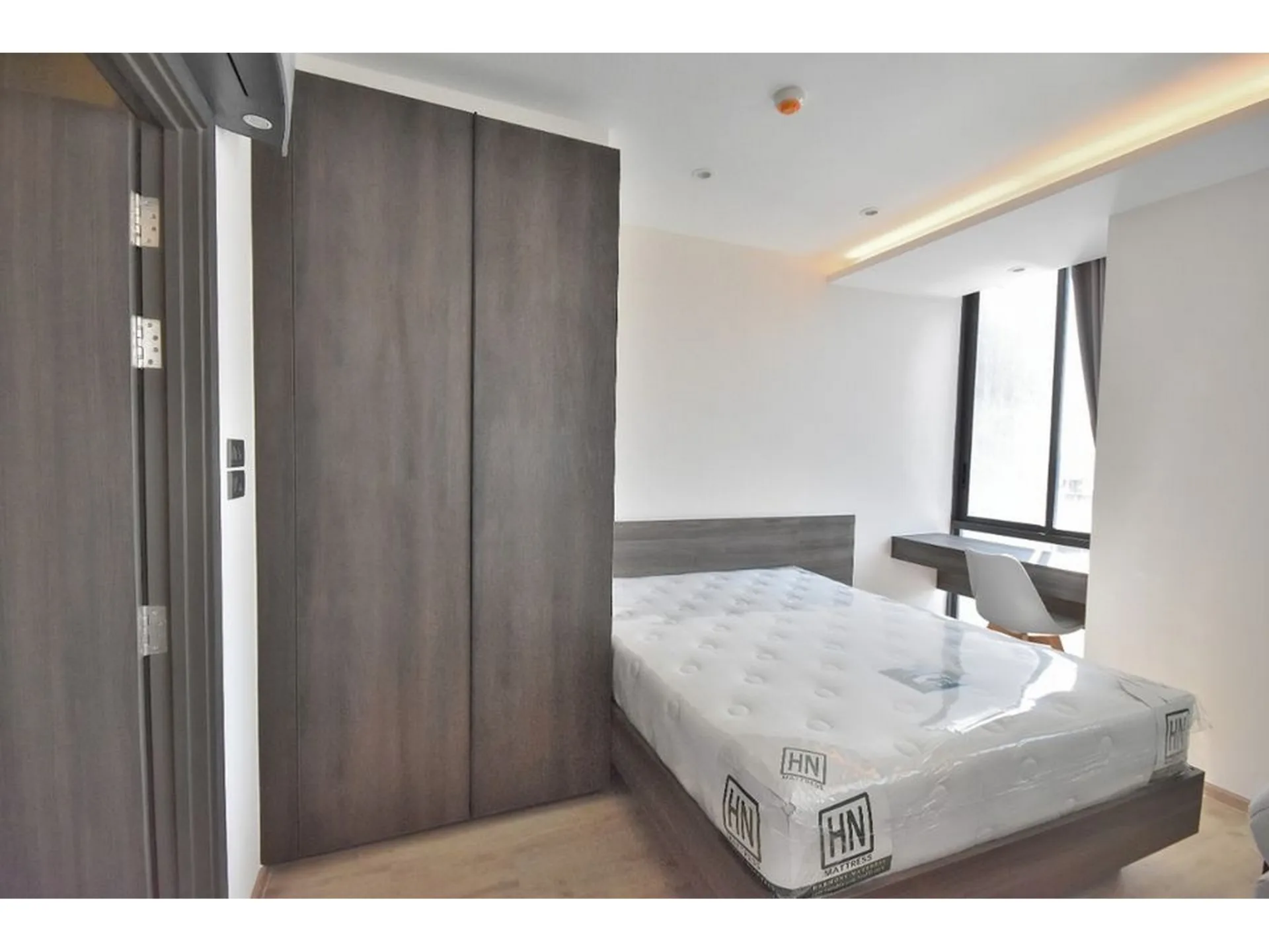 Property photos for 168 Sukhumvit 36
