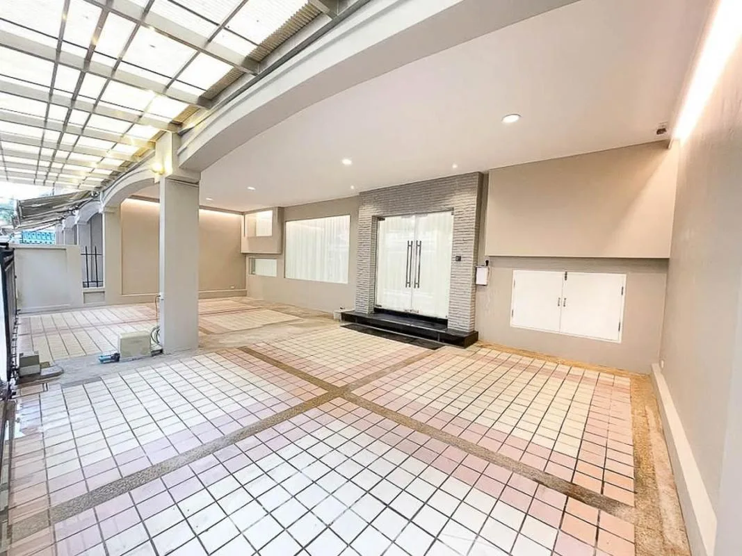 Property photos for Baan Klang Krung Grande Vienna Rama 3