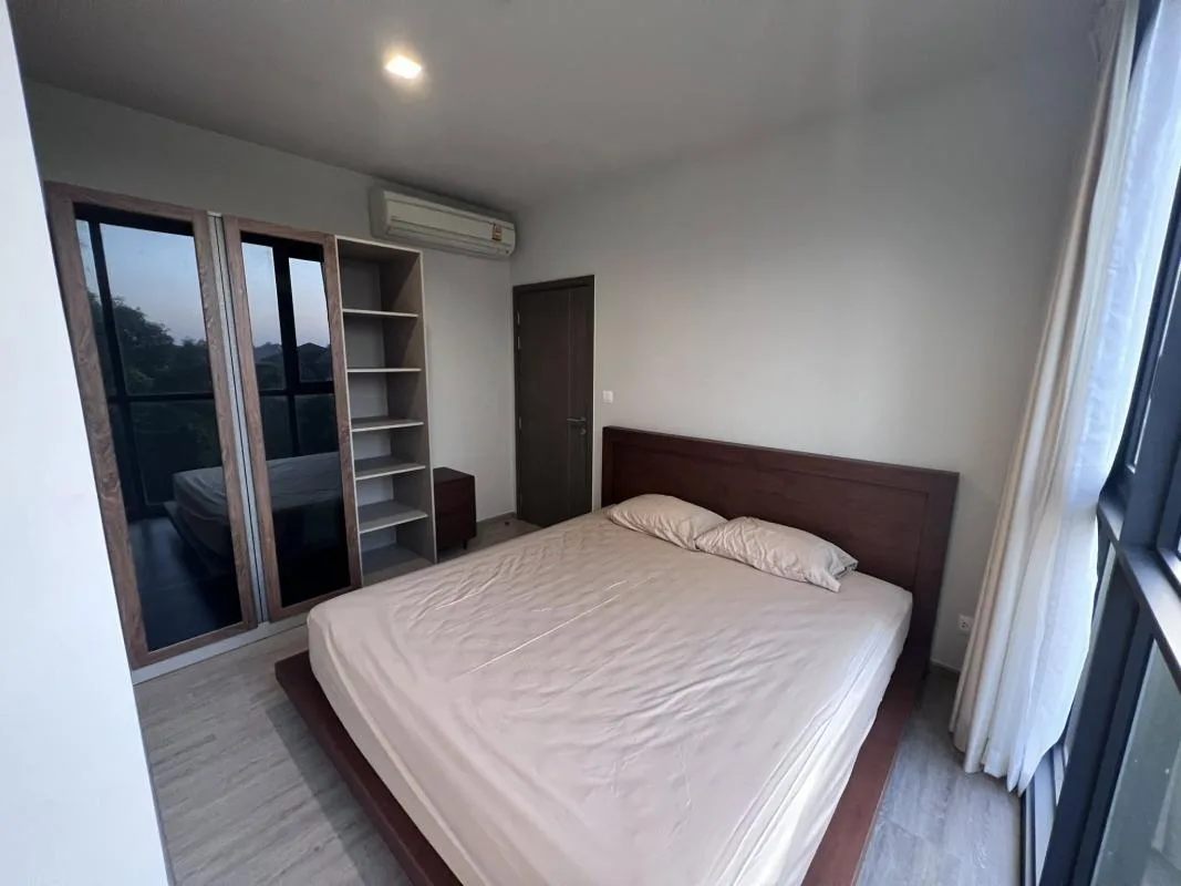 Property photos for The Line Wongsawang