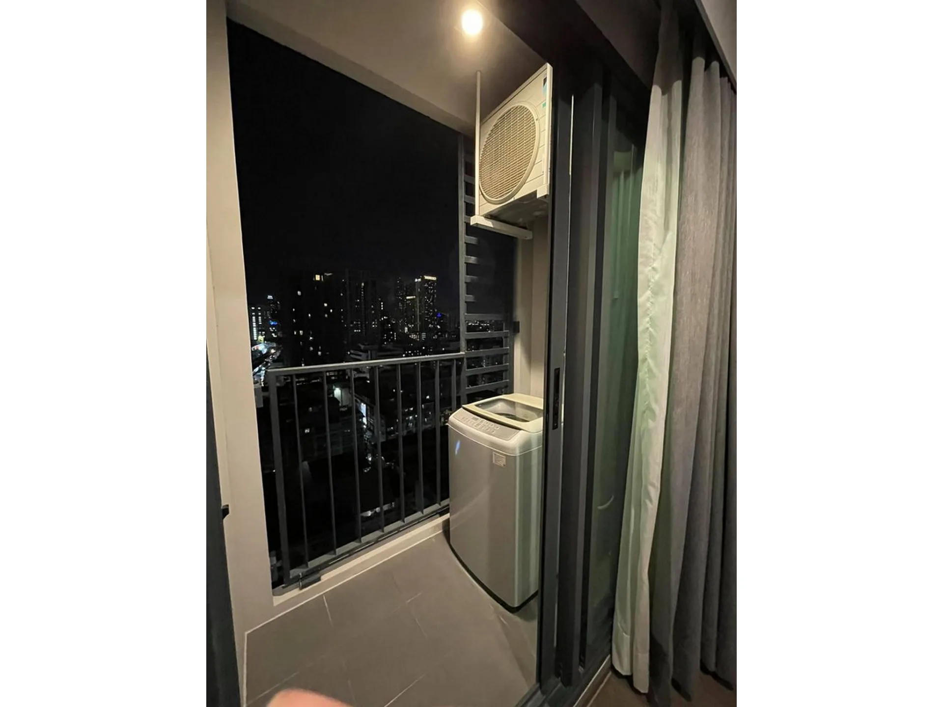 Property photos for Ideo Phaholyothin Chatujak