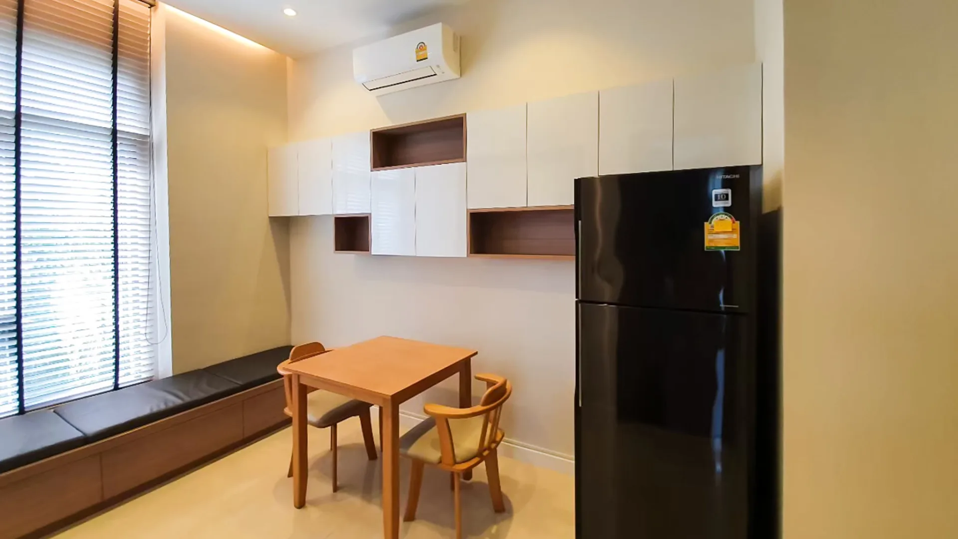 Property photos for Mayfair Place Sukhumvit 50