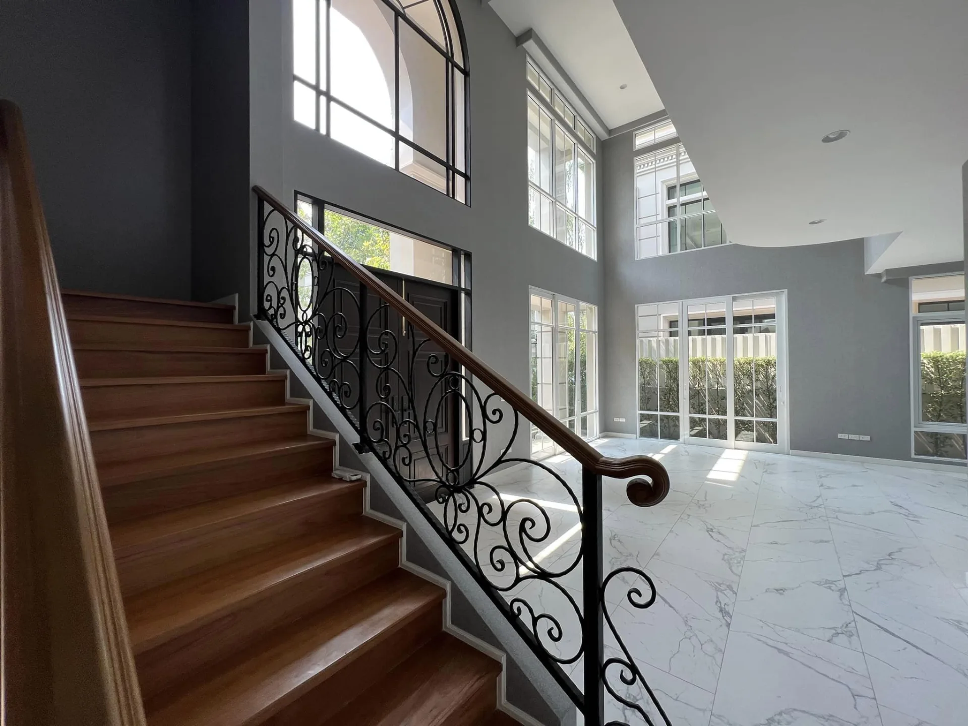 Property photos for Welton University, Rama 3
