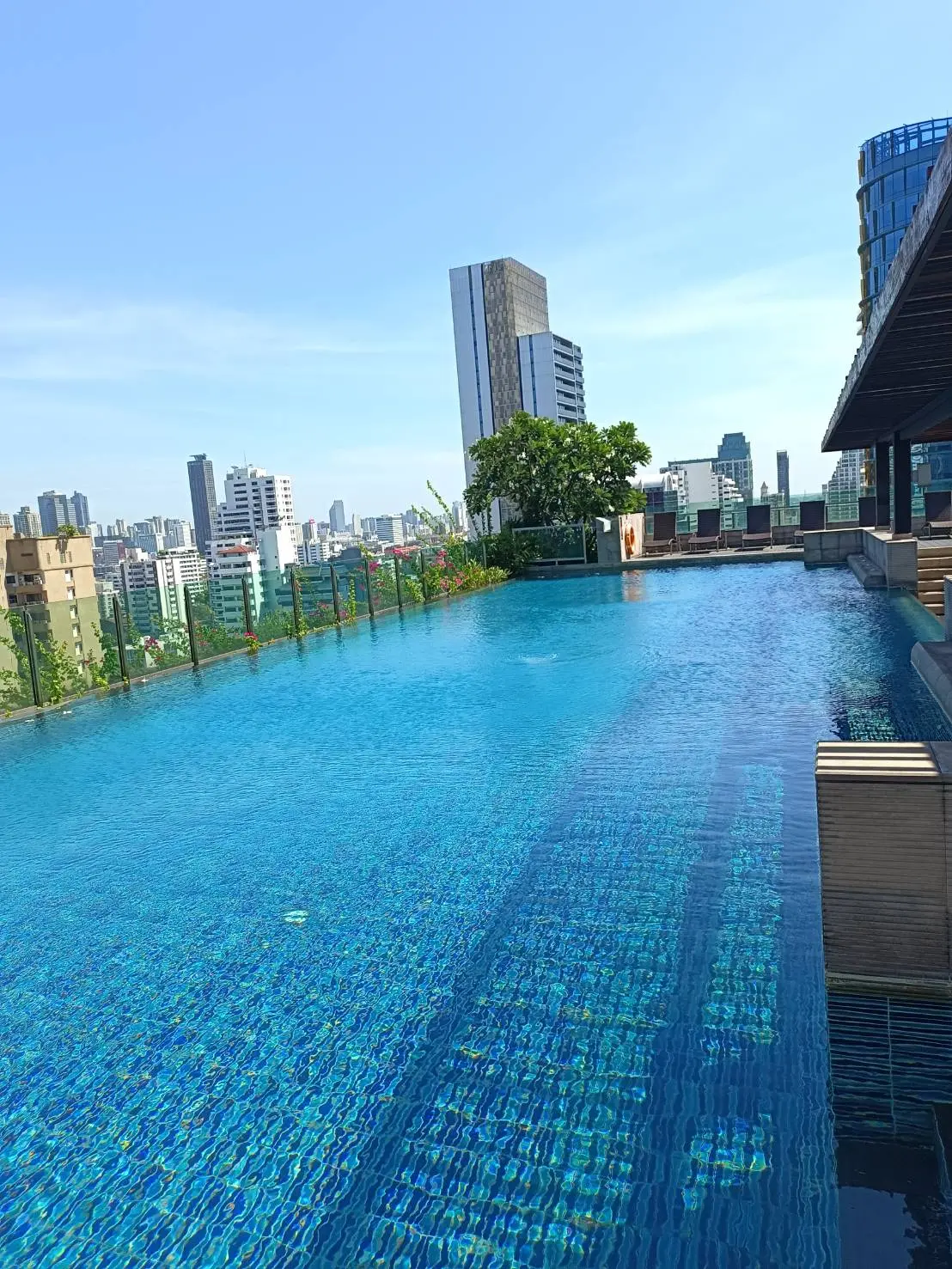 Property photos for Eight Thonglor Residence