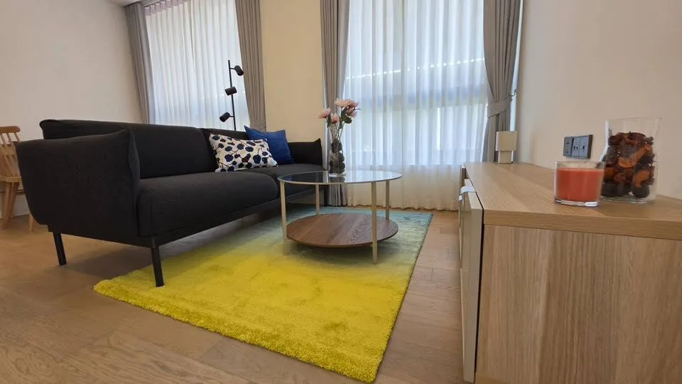 Property photos for Holme Ekkamai 22