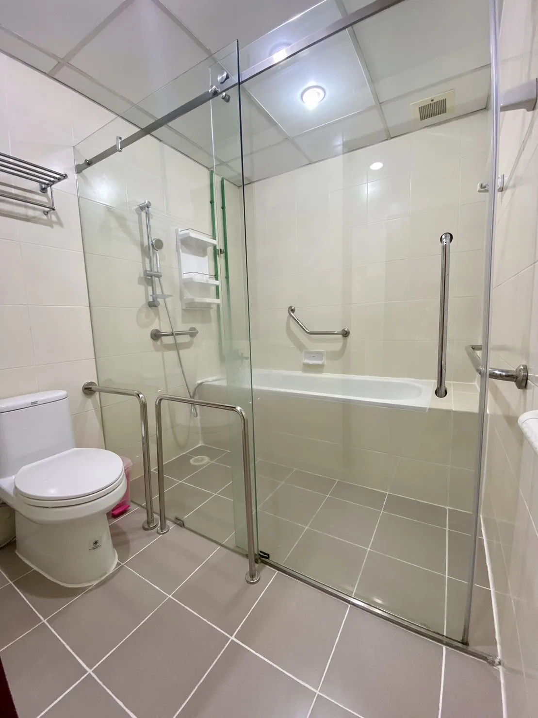 Property photos for Aree Place Sukhumvit 26