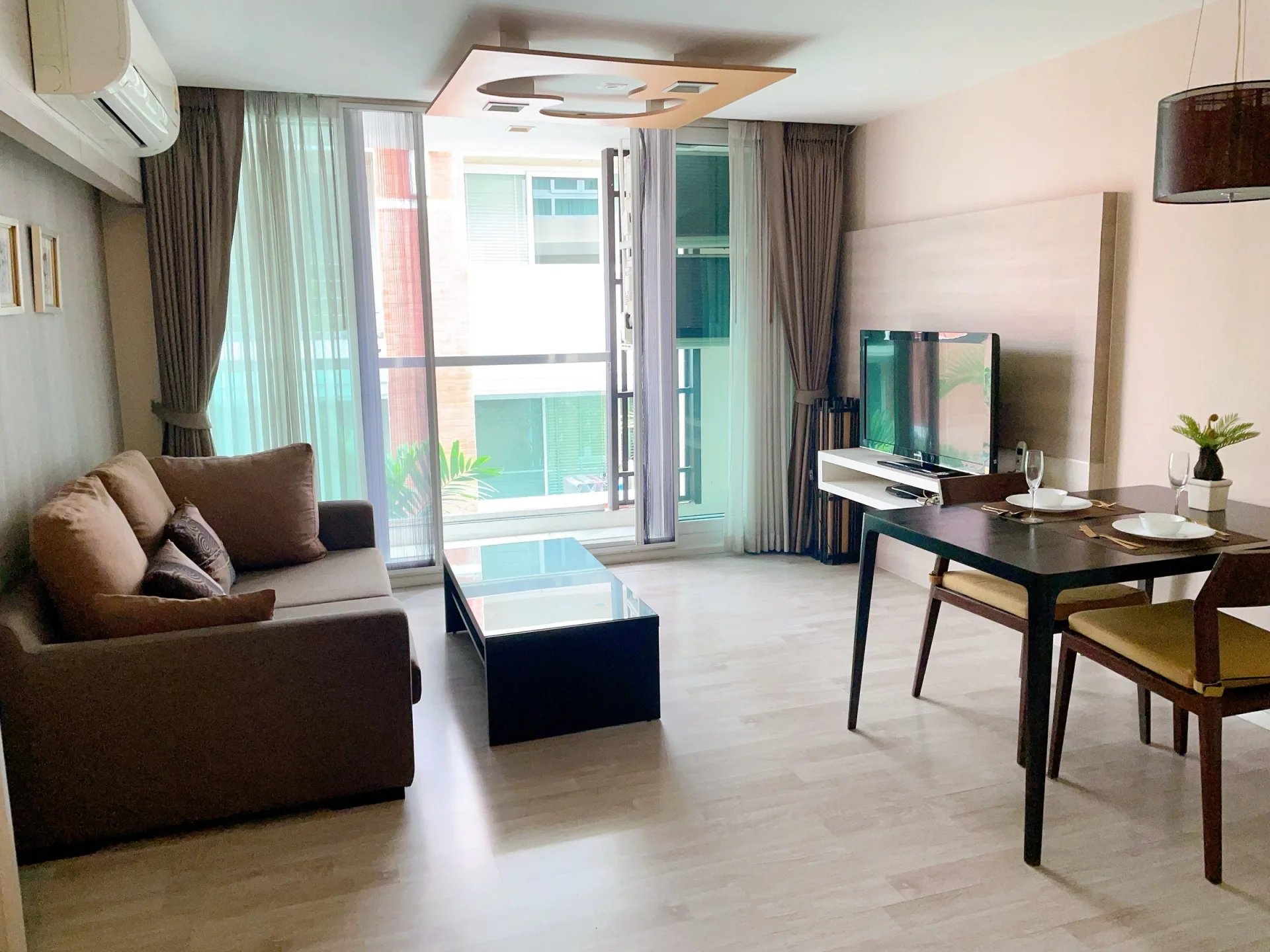 Property photos for Triple Oaks Service  Apartment Sukhumvit 33