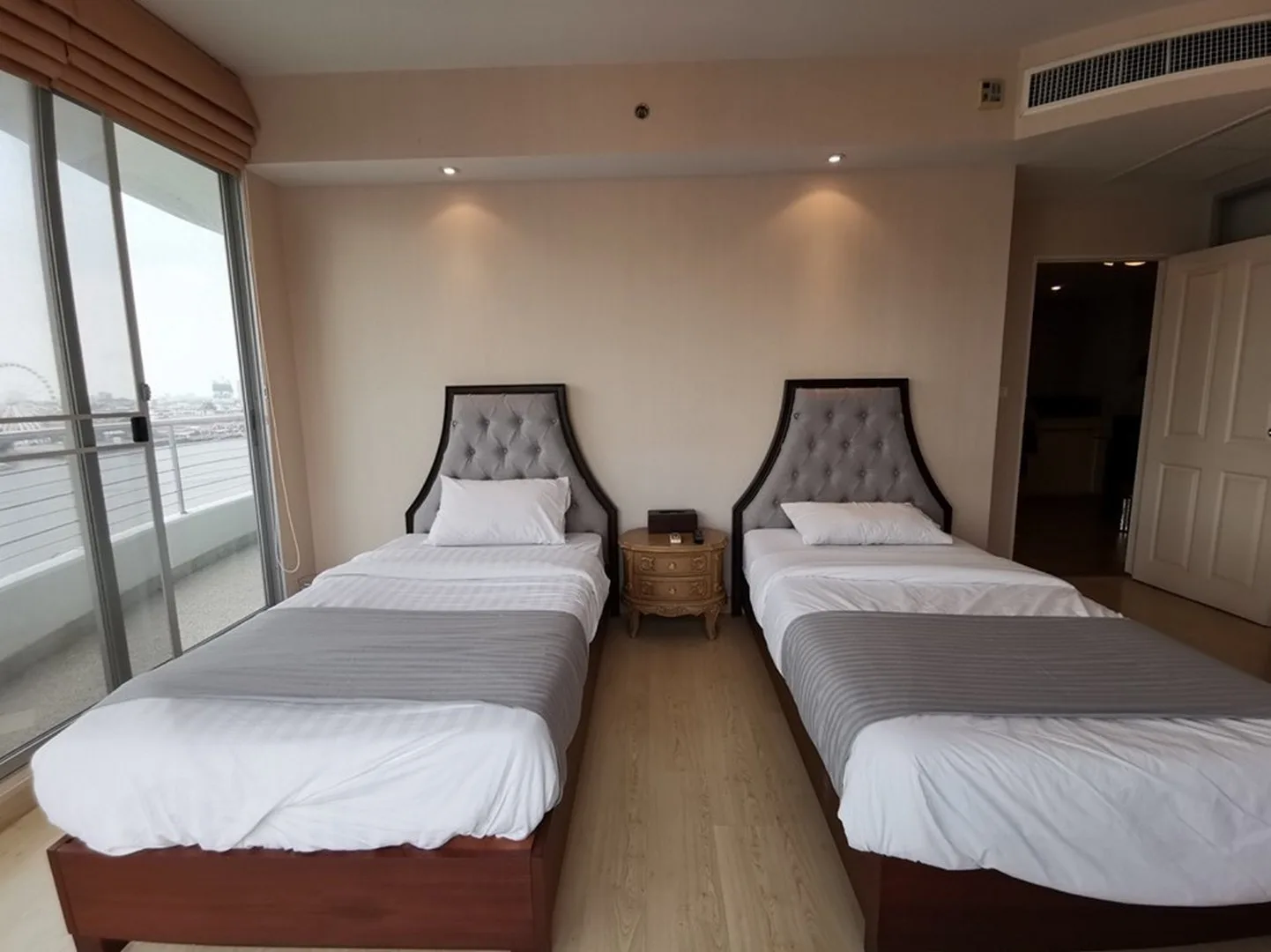 Property photos for Supalai River Place