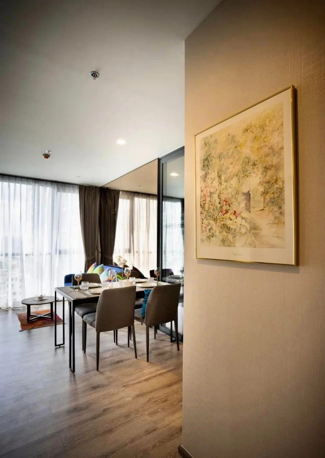 Property photos for The Line Wongsawang