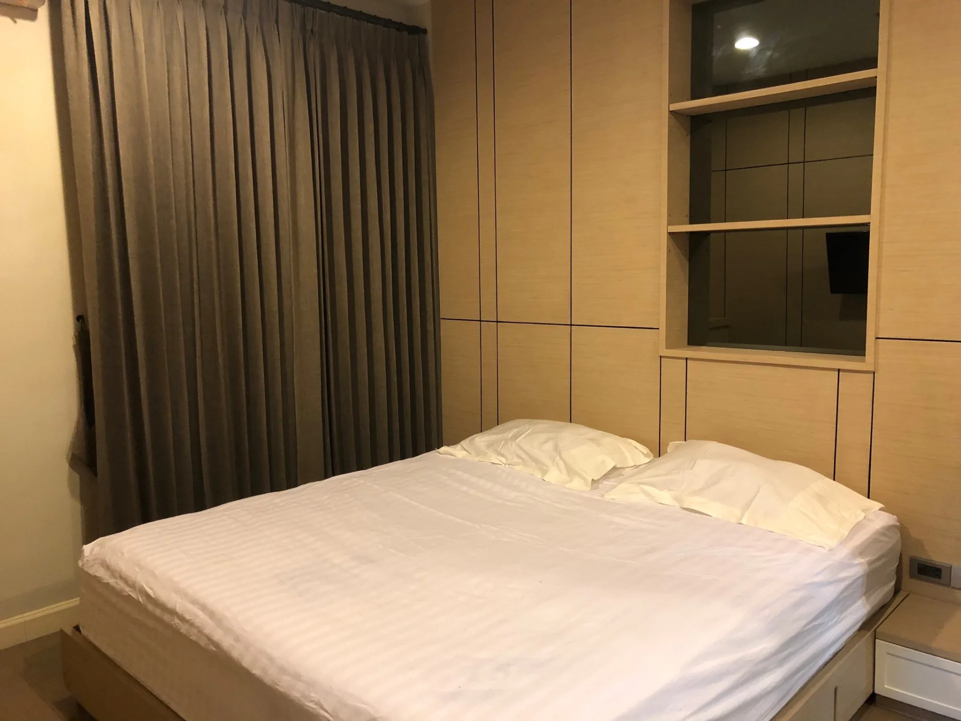 Property photos for The Crest Sukhumvit 34
