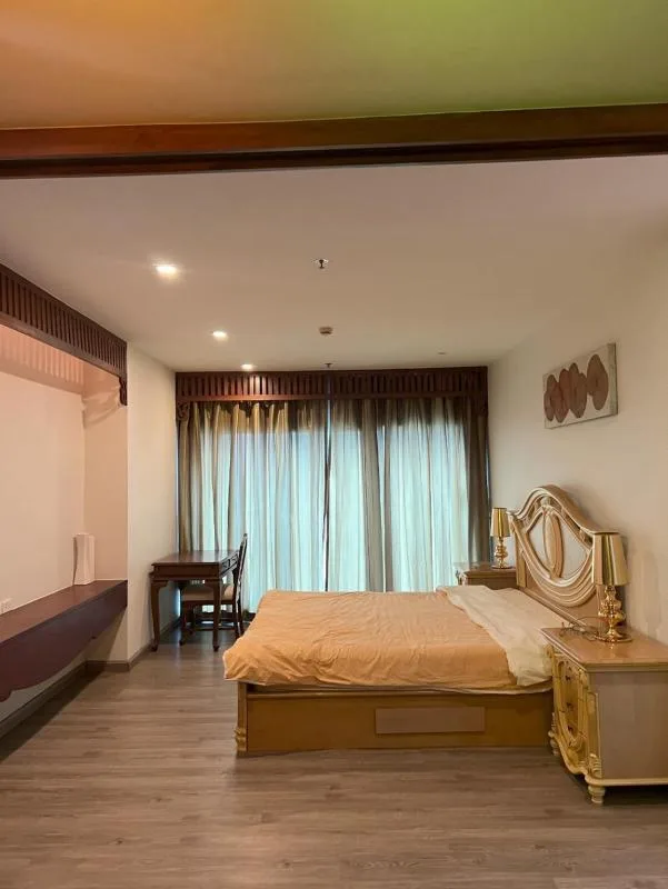 Property photos for Noble Remix