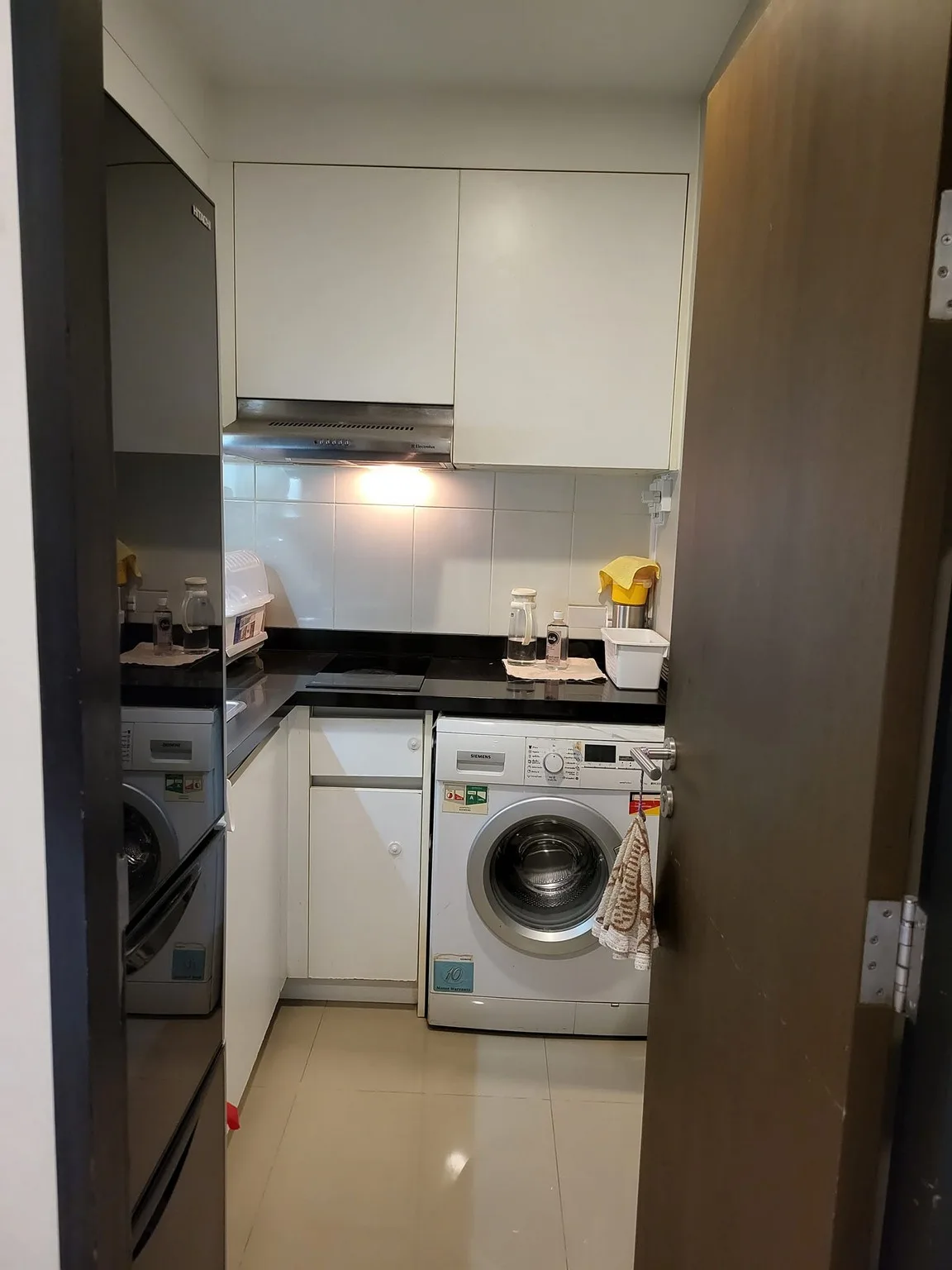 Property photos for The Tempo Phaholyothin
