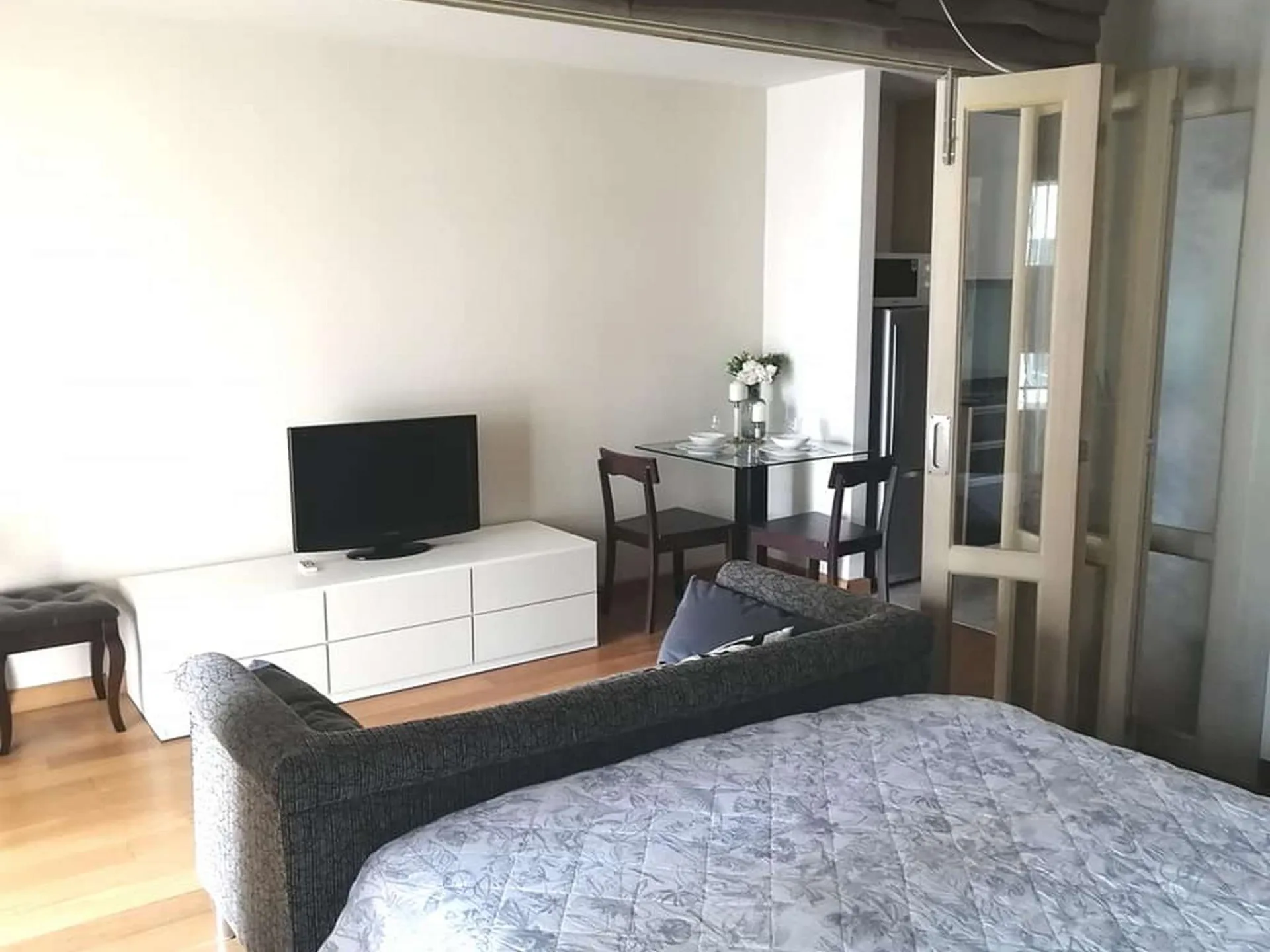 Property photos for Sathorn Gardens