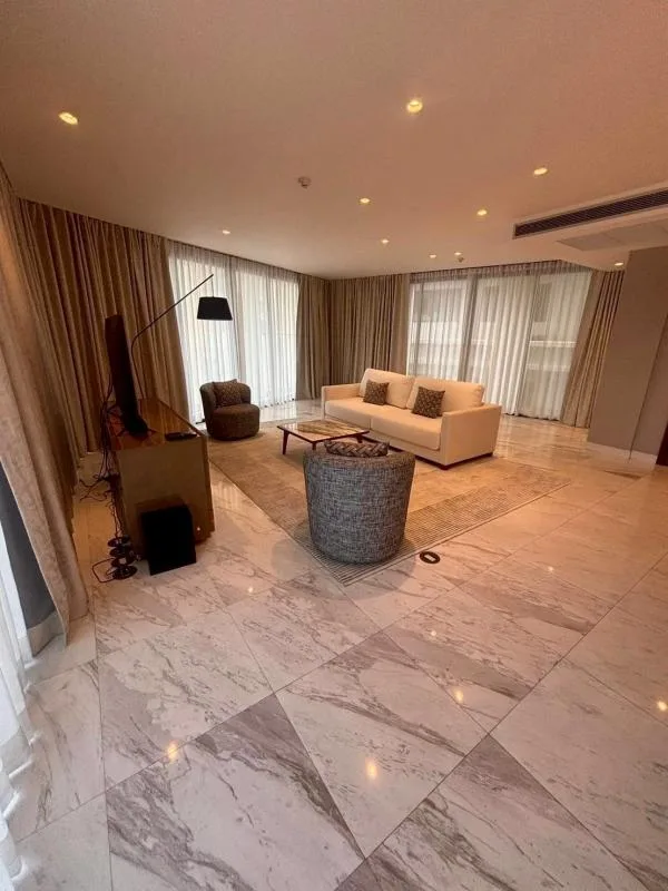 Property photos for La Citta Delre Thonglor 16